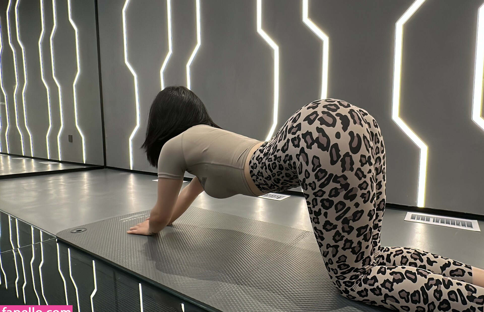 qiaoniutt gallery photo #914