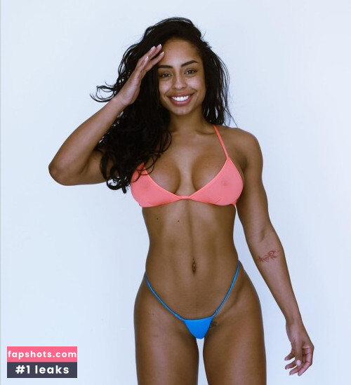 Qimmah Russo gallery photo #1262