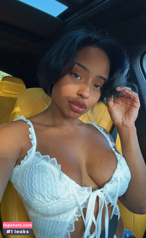 Qimmah Russo gallery photo #1266