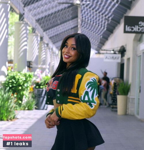 Qimmah Russo gallery photo #1276