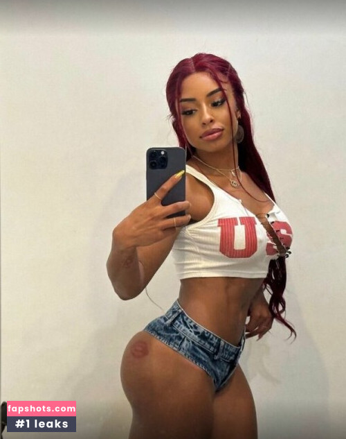 Qimmah Russo gallery photo #1290