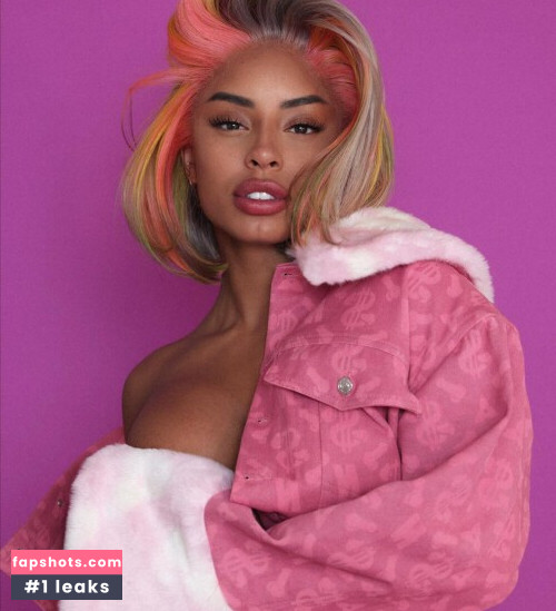 Qimmah Russo gallery photo #1294