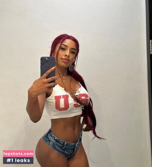 Qimmah Russo gallery photo #1295