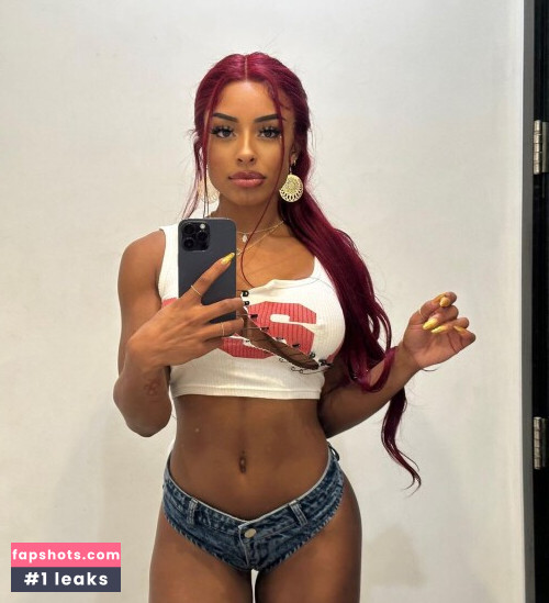 Qimmah Russo gallery photo #1299