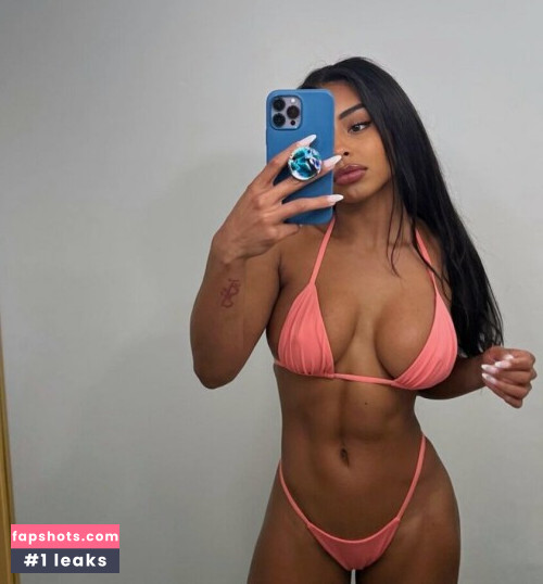 Qimmah Russo gallery photo #1328