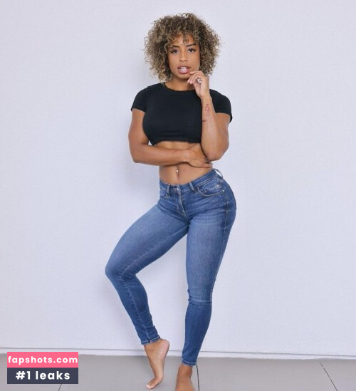 Qimmah Russo gallery photo #1352