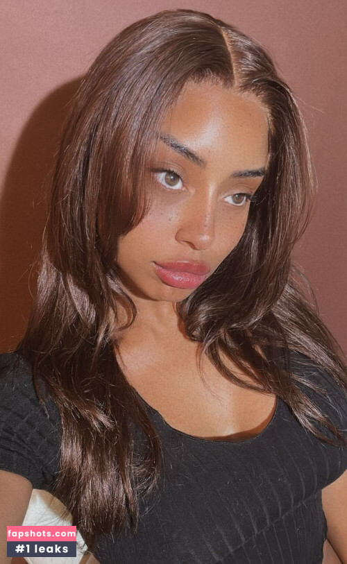 Qimmah Russo gallery photo #1456