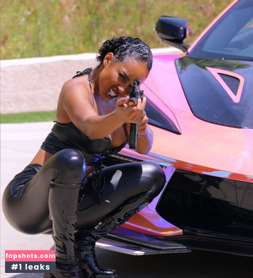 Qimmah Russo gallery photo #1540