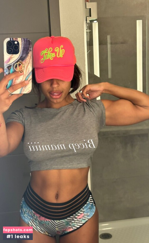 Qimmah Russo gallery photo #1547