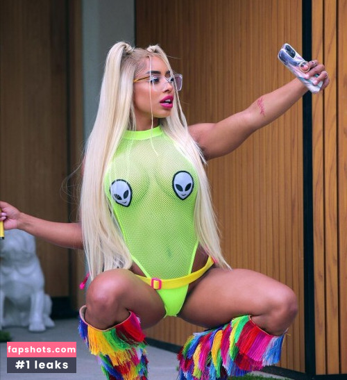 Qimmah Russo gallery photo #1646