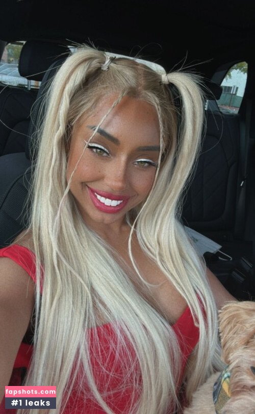 Qimmah Russo gallery photo #1663