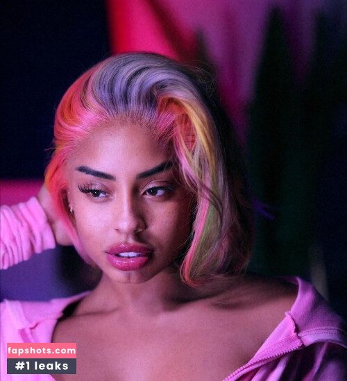 Qimmah Russo gallery photo #1674