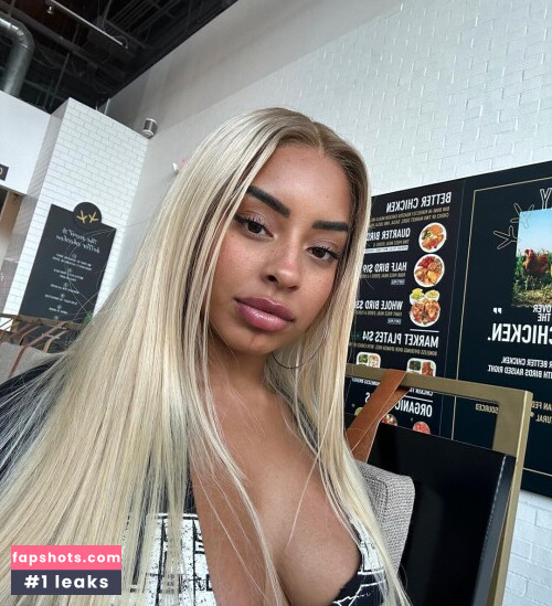 Qimmah Russo gallery photo #1704