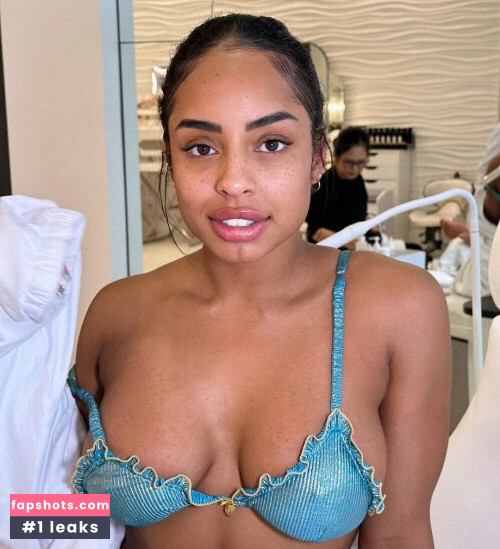 Qimmah Russo gallery photo #1858