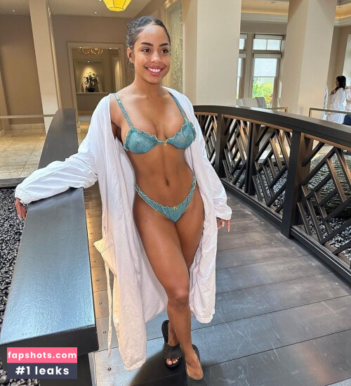 Qimmah Russo gallery photo #1860