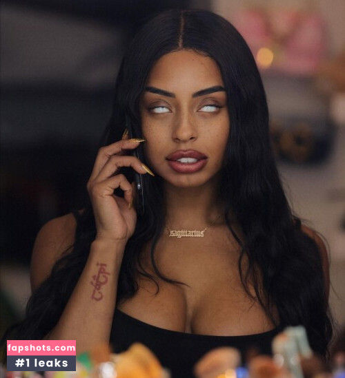 Qimmah Russo gallery photo #1895