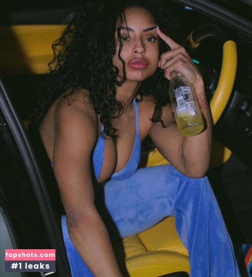 Qimmah Russo gallery photo #1920