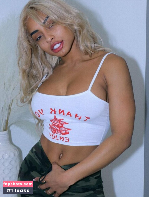 Qimmah Russo gallery photo #1938