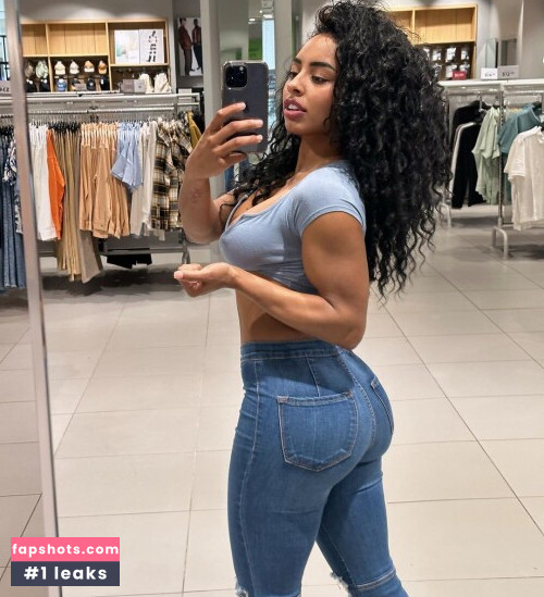 Qimmah Russo gallery photo #2033