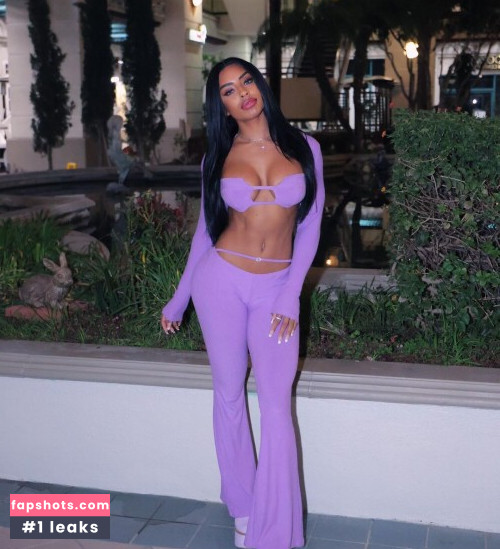 Qimmah Russo gallery photo #2059