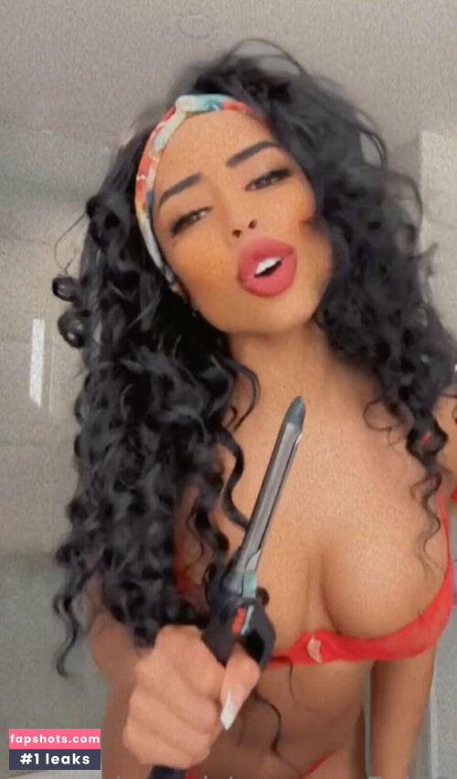 Qimmah Russo gallery photo #2116