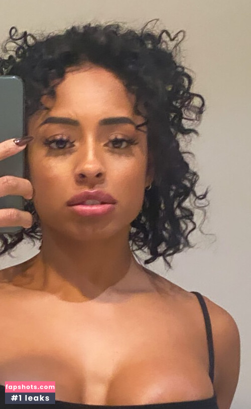 Qimmah Russo gallery photo #2126