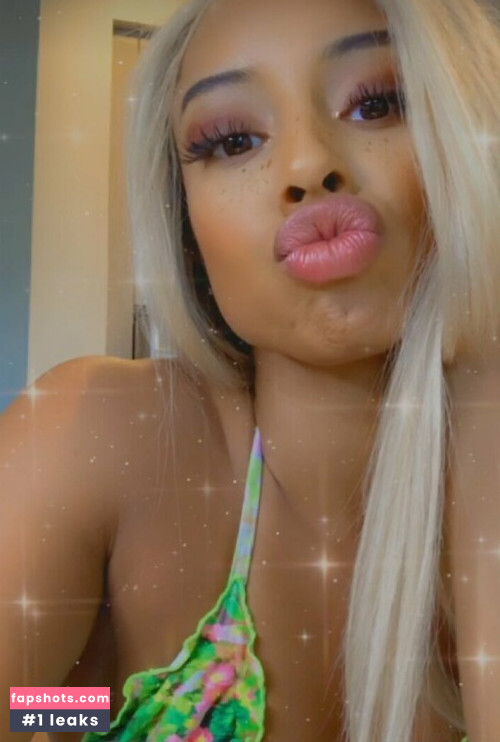 Qimmah Russo gallery photo #2196