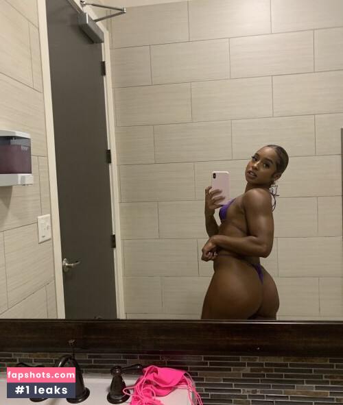 Qimmah Russo gallery photo #2197