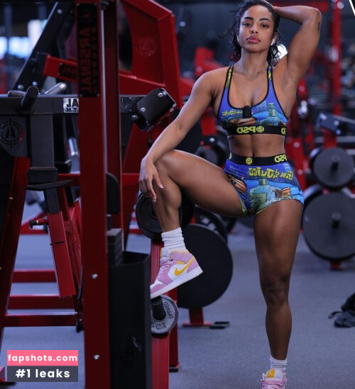 Qimmah Russo gallery photo #2203