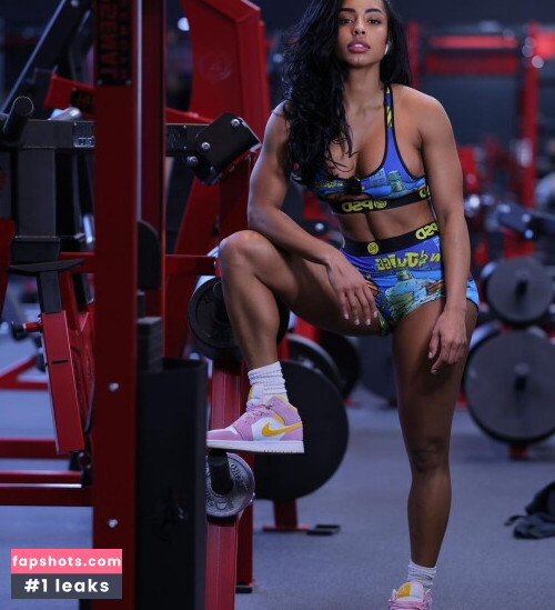 Qimmah Russo gallery photo #2205