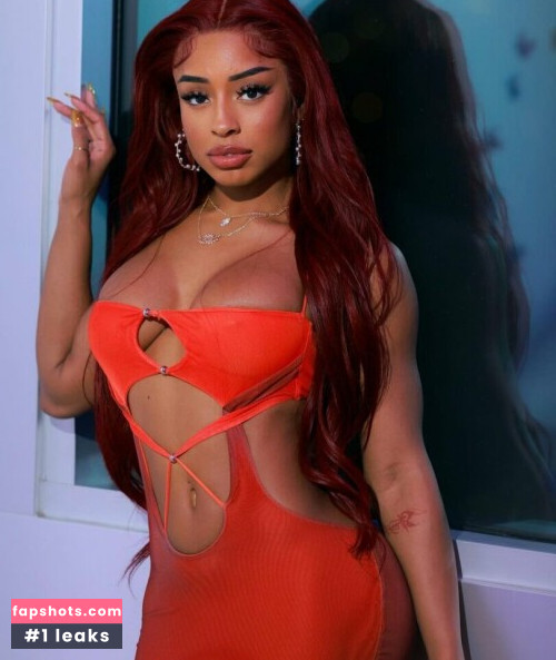 Qimmah Russo gallery photo #2277