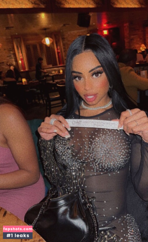 Qimmah Russo gallery photo #2283