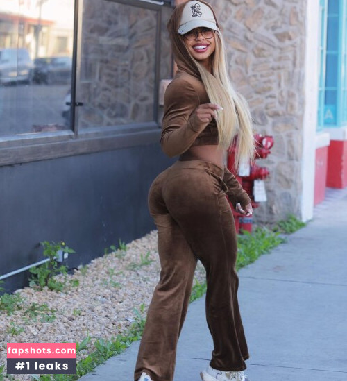 Qimmah Russo gallery photo #2297