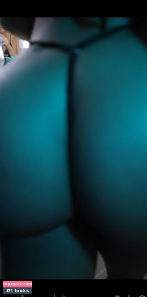 Qimmah Russo gallery photo #2302