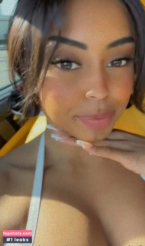 Qimmah Russo gallery photo #2309