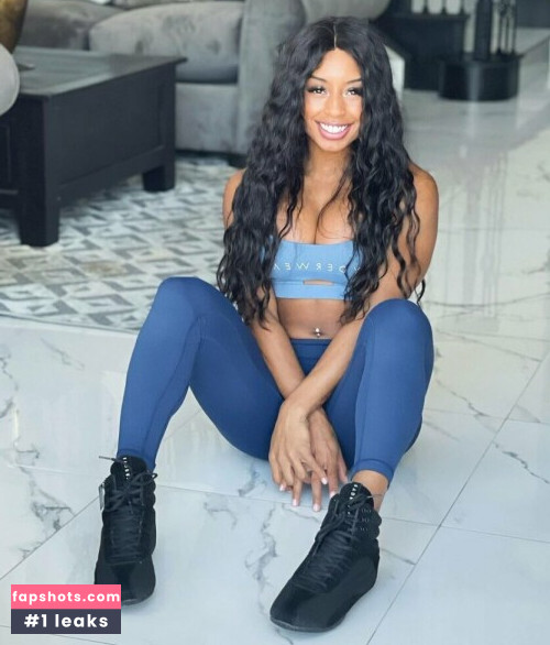 Qimmah Russo gallery photo #2370