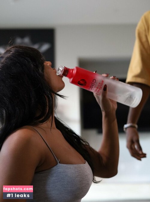 Qimmah Russo gallery photo #2390