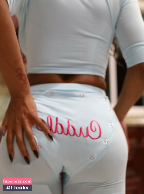 Qimmah Russo gallery photo #2403