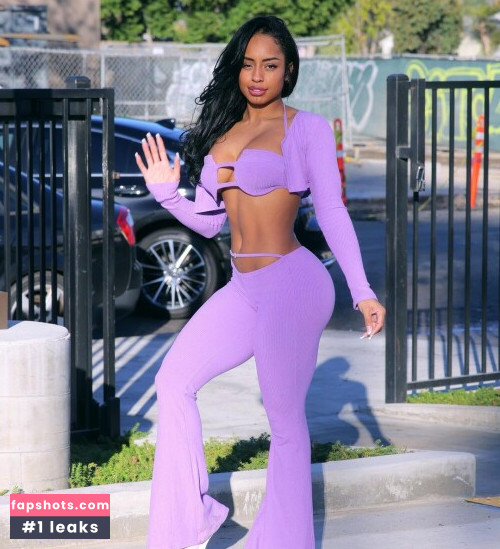 Qimmah Russo gallery photo #2409