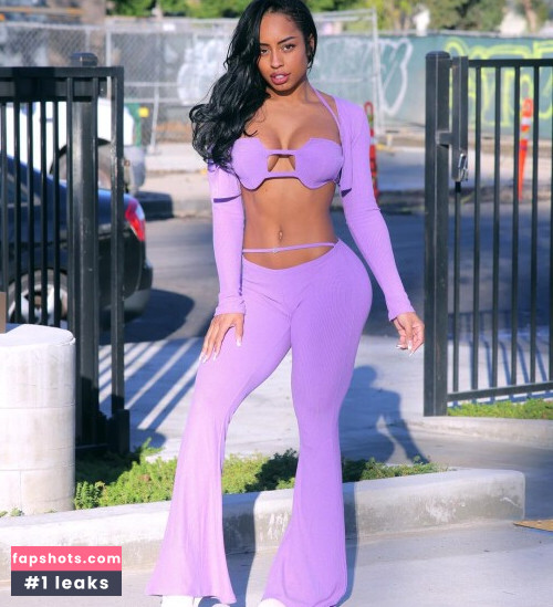 Qimmah Russo gallery photo #2430