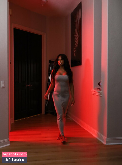 Qimmah Russo Nacktheit OnlyFans Fotos #2537 - Fapshots