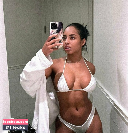 Qimmah Russo gallery photo #429