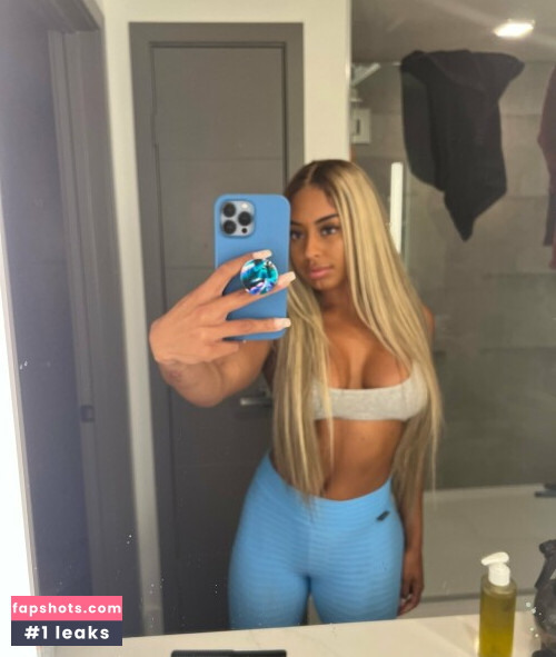 Qimmah Russo gallery photo #699