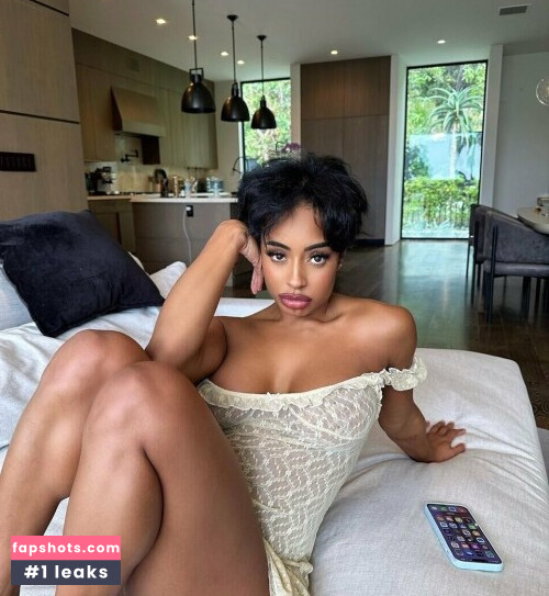 Qimmah Russo gallery photo #785