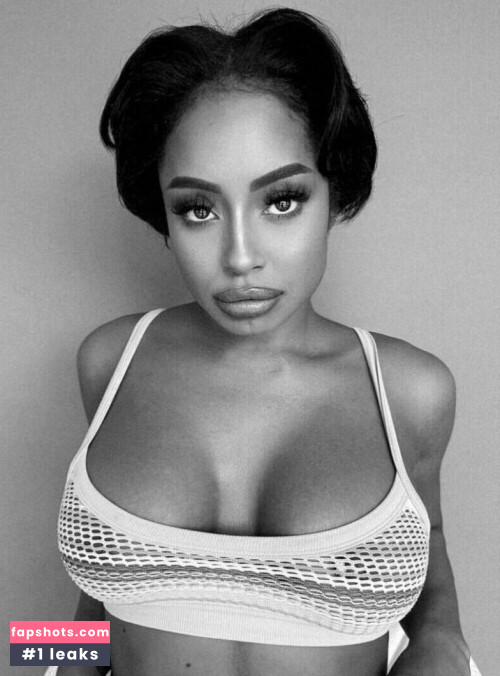 Qimmah Russo gallery photo #795