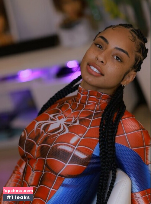 Qimmah Russo gallery photo #799