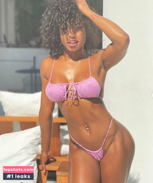 Qimmah Russo gallery photo #804