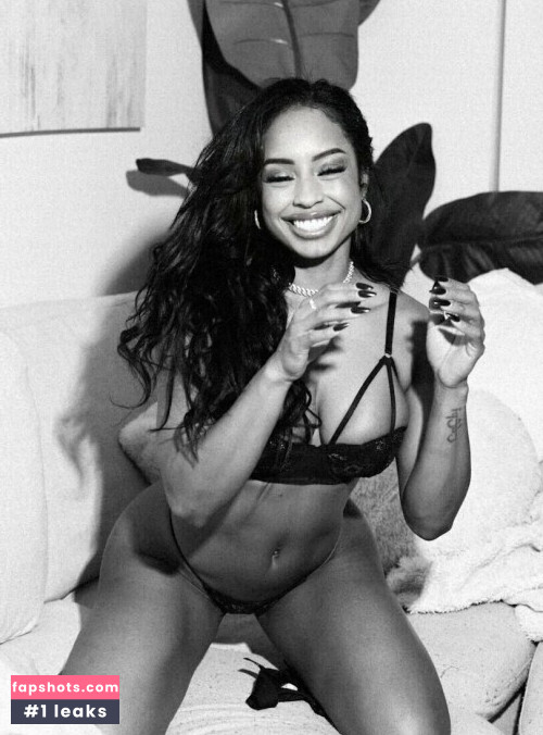 Qimmah Russo gallery photo #823