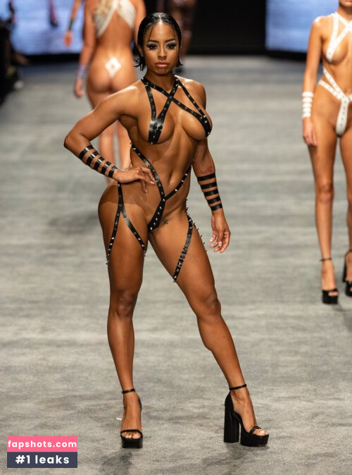 Qimmah Russo Nude Leaks OnlyFans Photos #992 - LeakJerk