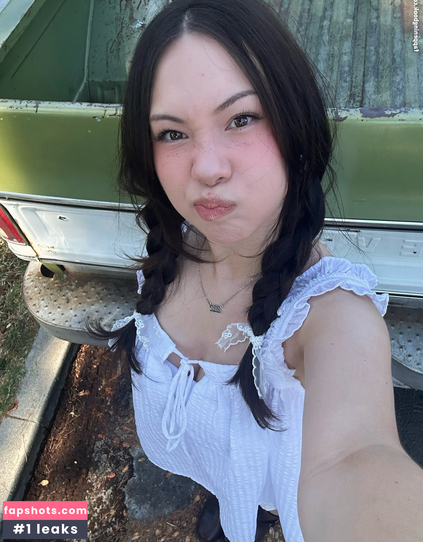 QuarterJade gallery photo #26